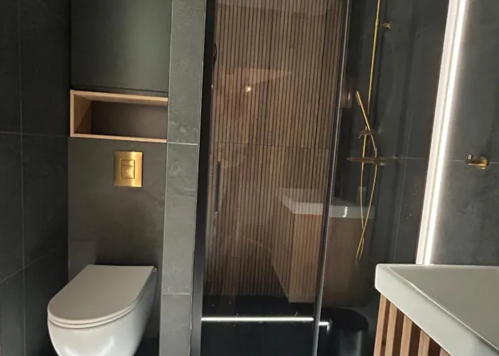 Bond * Bad Salzbrunn